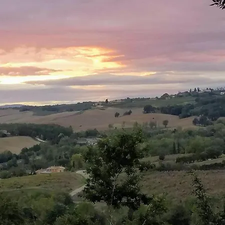 Residenza Il Platano Fortilizio Di Campiglia شقة
