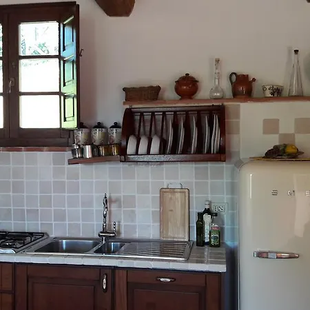 Residenza Il Platano Fortilizio Di Campiglia * رابولانو تيرمي